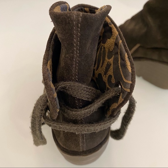 Fly London | Yama Sludge Suede Wedge Booties | Size 39 - Picture 7 of 16